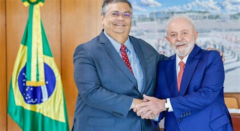 Lula Comemora Aprova O De Fl Vio Dino Como Entrada De Ministro