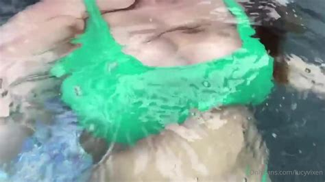 Lucyvixen Busty Babe Taking Huge Tits Out For A Wash Onlyfans Video
