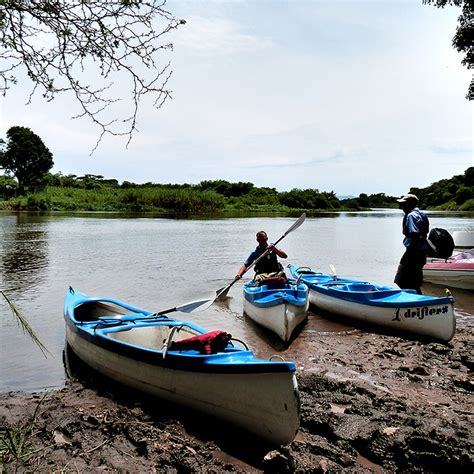 3 Days Adventurous Canoe Safari On The Lower Zambezi River Antioch