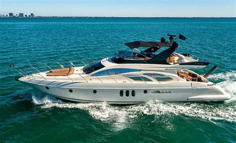 62 Azimut Priceless • Miami Boats Rental