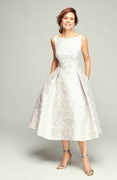 Pin By Vasthi Engelhardt On Dress Tea Length Dresses Bride Dress