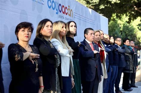 Encabeza Giovani Gutiérrez conmemoración del Día de la Bandera Soy