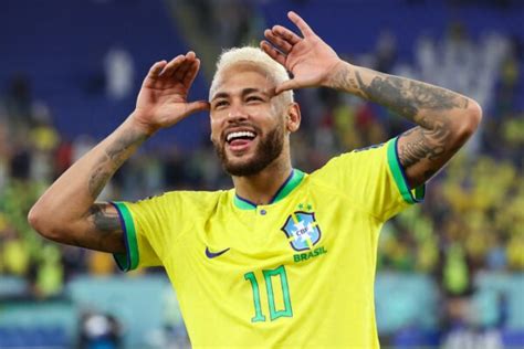 Neymar Displaces Pele Becomes Brazil S All Time Top Scorer Daily Trust