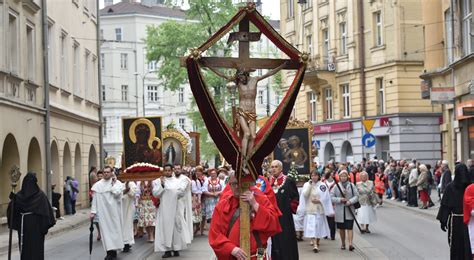 Wspomnienie Patrona Polski Ulicami Krakowa Przejdzie Tradycyjna