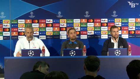 Marco Rose Und Kevin Kampl Bei Der Pressekonferenz Von Rb Leipzig Vor