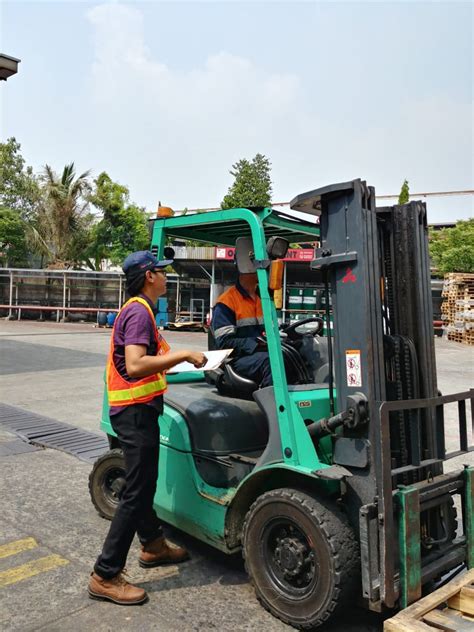 Pelaksanaan Pelatihan K3 Operator Forklift PT Kangar Consolidated