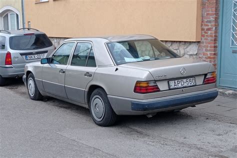 Mercedes Benz 250 D W124 Mercedes Benz 250 D W124 Seen Flickr