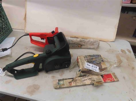 2 Electric Chainsaws