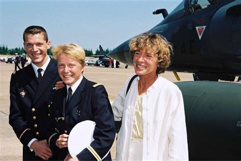 Caroline Aigle Première Française Pilote De Chasse