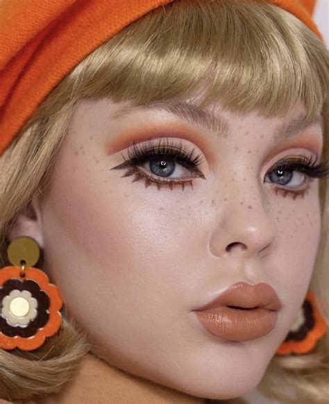 Beatsbylizzie In Disco Makeup S Makeup Look Twiggy Makeup