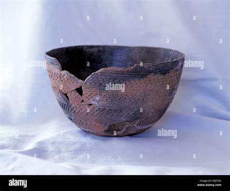 Mimbres pottery hi-res stock photography and images - Alamy