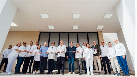 Abinader Y Ministro Bonilla Inauguran Moderno Hospital Municipal San