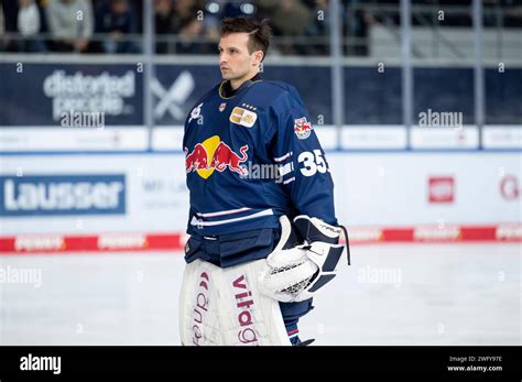 Mathias Niederberger Torwart Ehc Red Bull Muenchen Bei Den