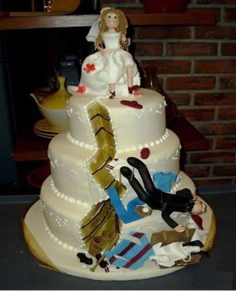 10 Hilarious And Shocking Divorce Cakes Click To Read This Story