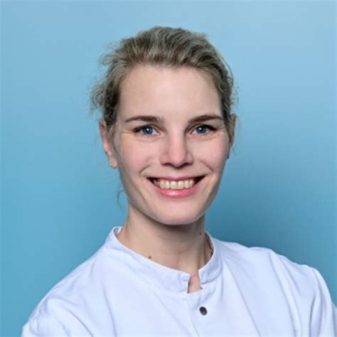 Dr Med Natascha Wehnert