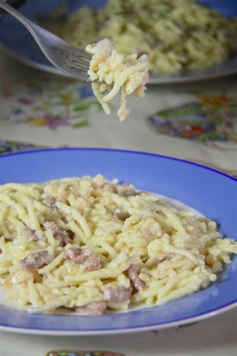 Trofiette Con Fonduta Guanciale Croccante E Scorza D Arancia