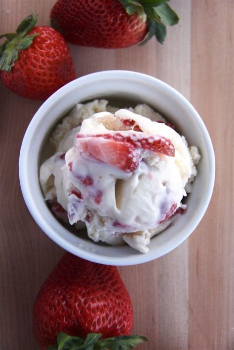 Fresh Strawberry White Chocolate Chunk Ice Cream Recipe Ice Cream Fresh Strawberry White