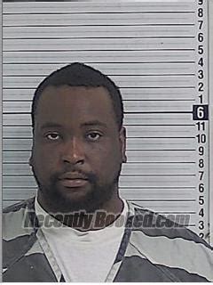 Recent Booking Mugshot For CALVIN EUGENE WILLIAMS In Bay County Florida