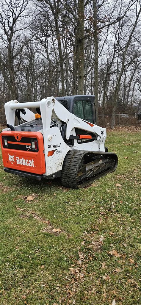 Used Bobcat T740