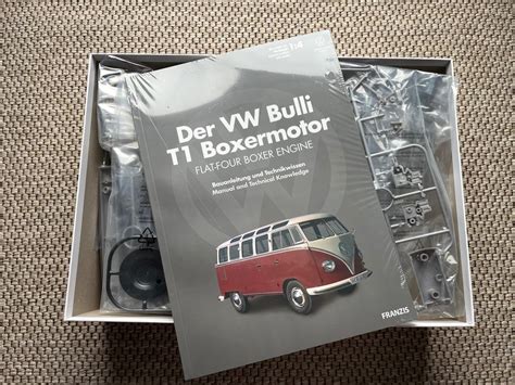 Franzis Model Kit Volkswagen Bulli T Cylinder Boxermotor