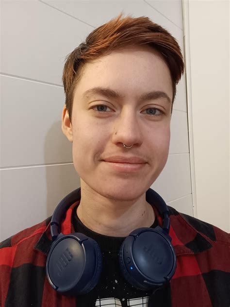 Age And Gender Me Please R Transpassing