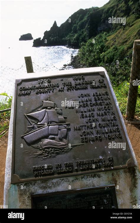 Pitcairn island bounty hi-res stock photography and images - Alamy