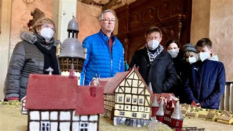 Förderverein setzt Führungen durchs Schloss Gadebusch fort SVZ