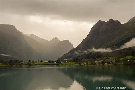 Norwegian Fjords Best Views - Cruise Expert