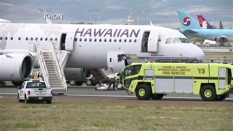 Terrifying Moments Aboard Hawaiian Airline Flight From Oakland To Honolulu As Cabin Fills With