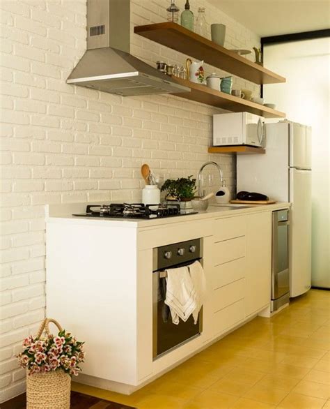 12 ideias para usar prateleiras na decoração Cozinha prateleiras