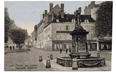 CHALON SUR SAONE Saône Loire CPA 71 Fontaine Neptune Café de