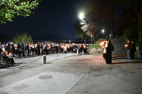 Via Crucis Cittadina La Voce Del Popolo