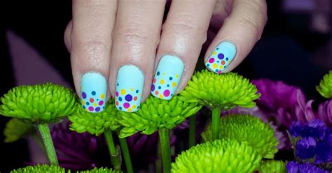 25 Cute Polka Dot Nail Designs Hative