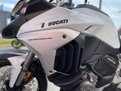 2024 Ducati Multistrada V4 S Travel Radar Spoked Wheels Iceberg White