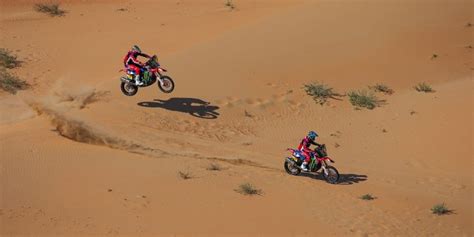 Vídeo Os melhores momentos da primeira parte da Etapa 6 do Dakar