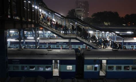 Railways Announces Special Trains Employee Bonus For Festive Season