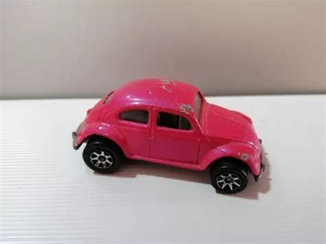 Hot Wheels Volkswagen Beetle Vocho Rosa Meses Sin Inter S