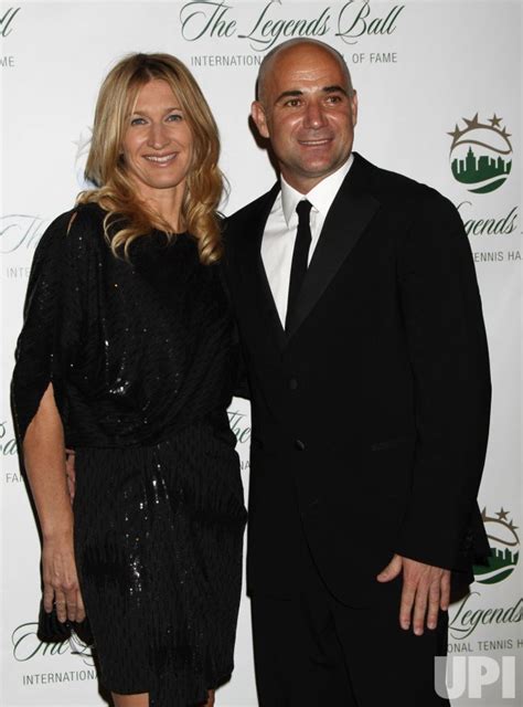 Photo Steffi Graf And Andre Agassi Arrive For The Tennis Legends Ball