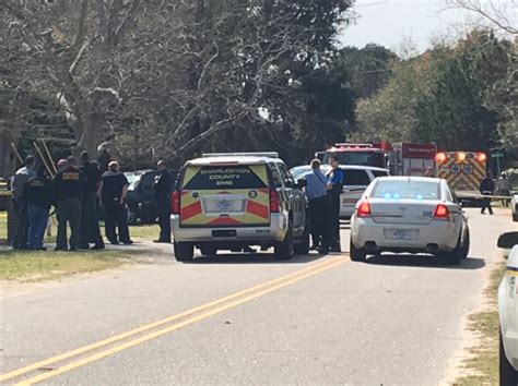 Charleston County Deputies 4 Bodies Found In Mt Pleasant Home