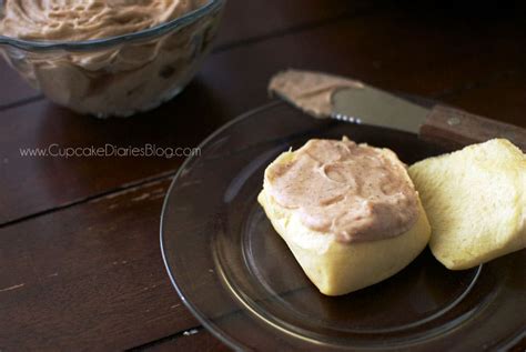 Copycat Texas Roadhouse Cinnamon Honey Butter Cupcake Diaries