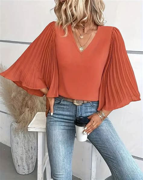 Fashionable Solid Color V Neck Butterfly Sleeves Blouse Iktops