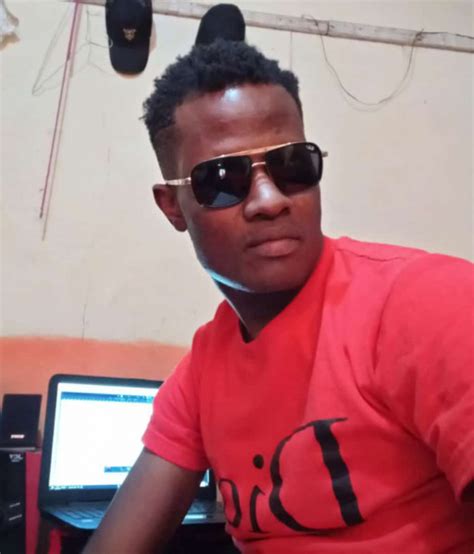 Ricrics Online Songs And Bio Of The Artist Mdundo