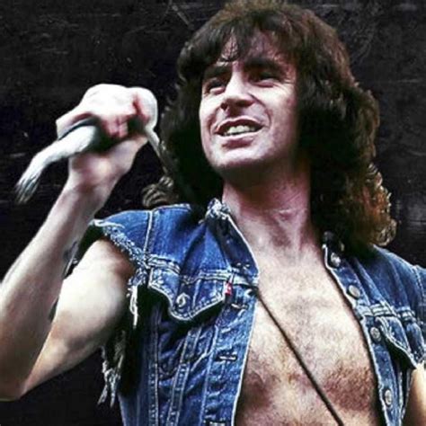 AC DC 10 Cose Che Forse Non Sai Su Bon Scott Radiofreccia