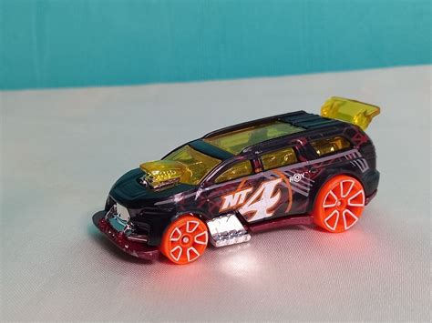 Nitro Tailgater Mattel Hot Wheels Toy Car Hobbies Toys Toys Games On Carousell