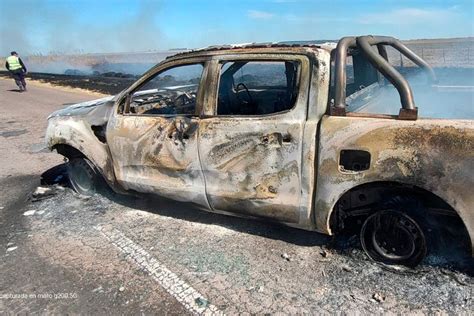 El Fuego Devor Una Camioneta En Plena Ruta Infopico