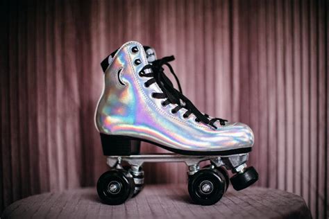 Moonlight Roller: How to create Roller Skates - Dogdays Magazine