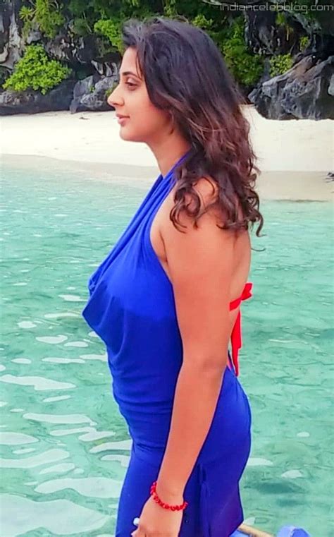 Kaniha Mallu Actress Shared Her Hot Glamorous Pics On Social Media