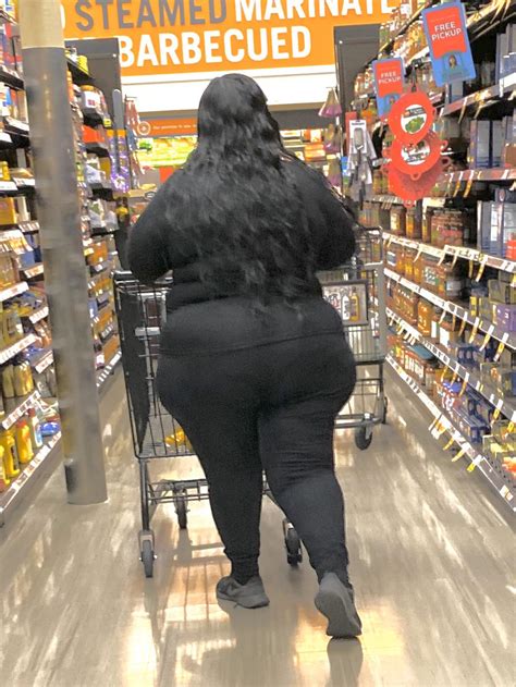 Beautiful BBW Pear Latina U Curveluver
