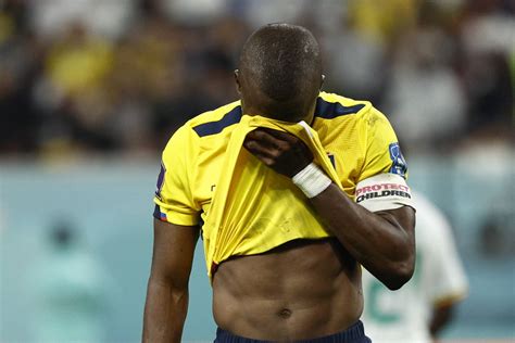 Le Pedimos Disculpas A Todo El Ecuador Enner Valencia Se Quiebra En