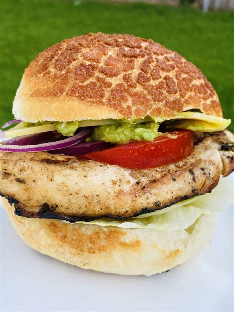 Grilled Chicken burgers - Mrsfoodiemumma